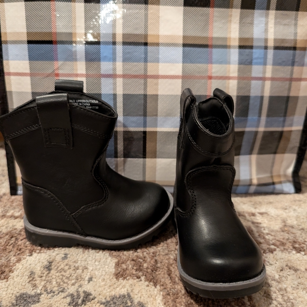 Cat & jack boots